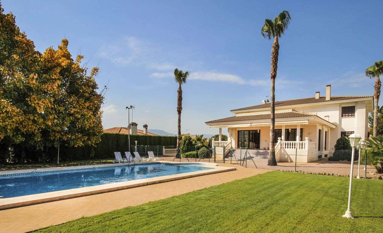 Villa te verkoop in Benidorm