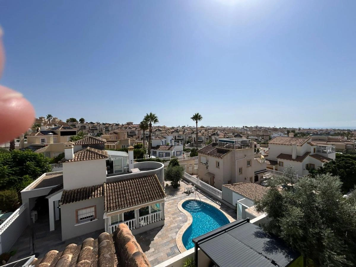 Detached Villa te verkoop in San Miguel De Salinas