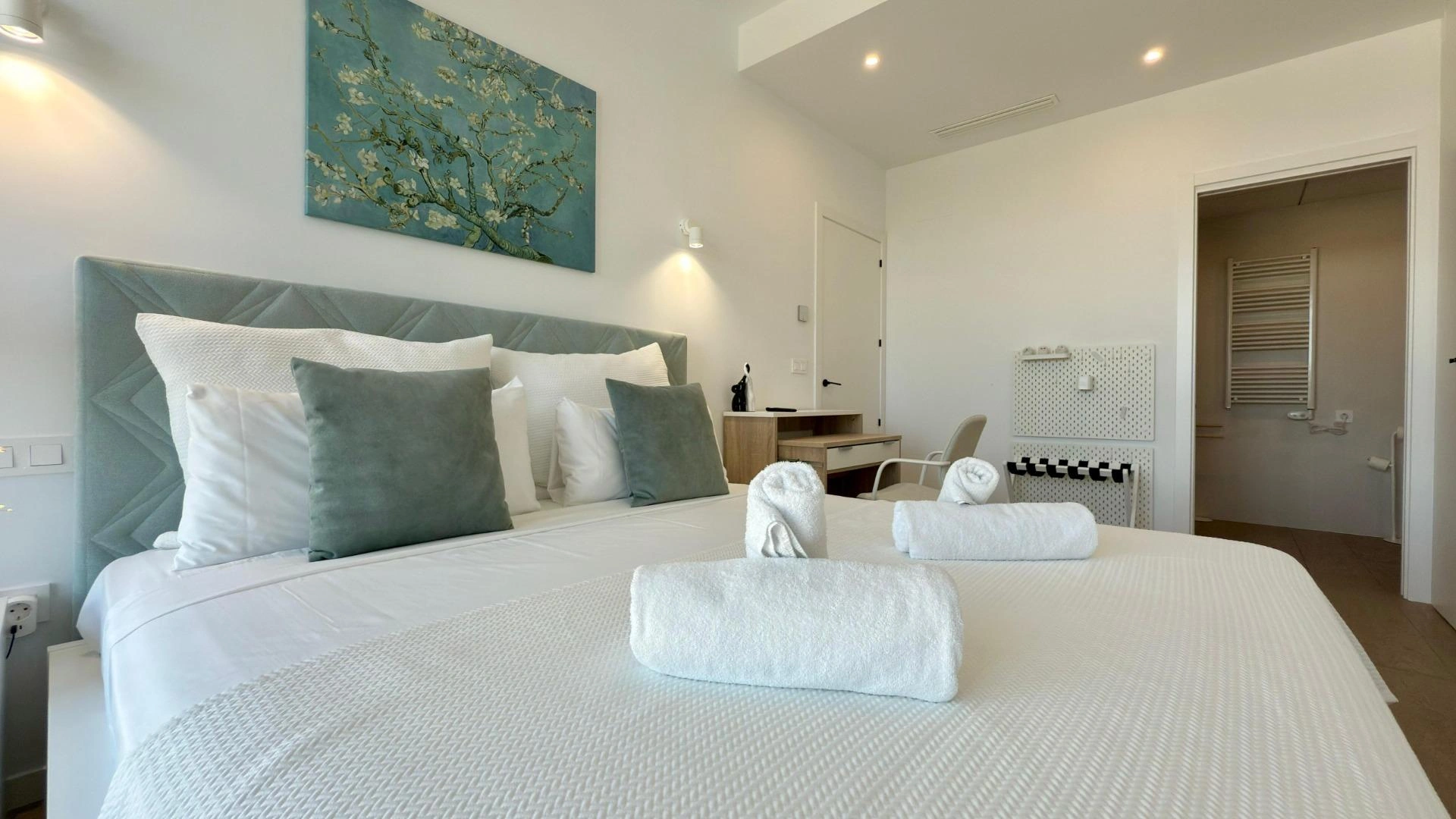 Villajoyosa: Exclusief nieuwbouwappartement met frontaal zeezicht