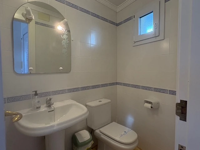 Eerste lijn appartement met zeezicht te koop in Platgetes, Moraira