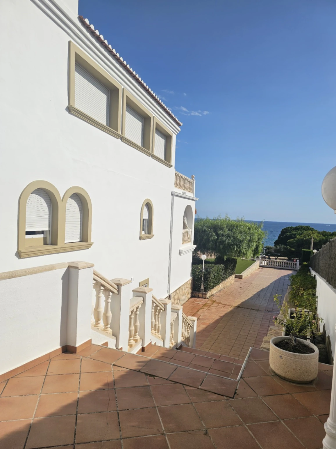 Eerste lijn appartement met zeezicht te koop in Platgetes, Moraira
