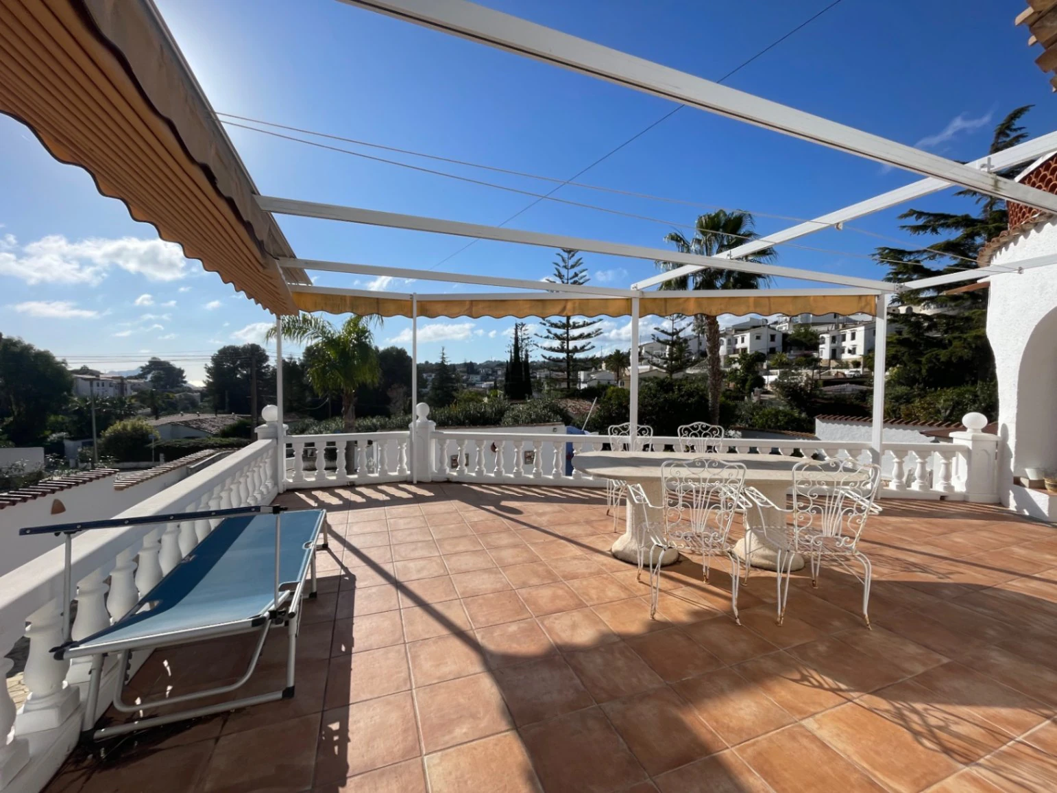 Mooie traditionele Spaanse villa te koop in Montemar, Benissa