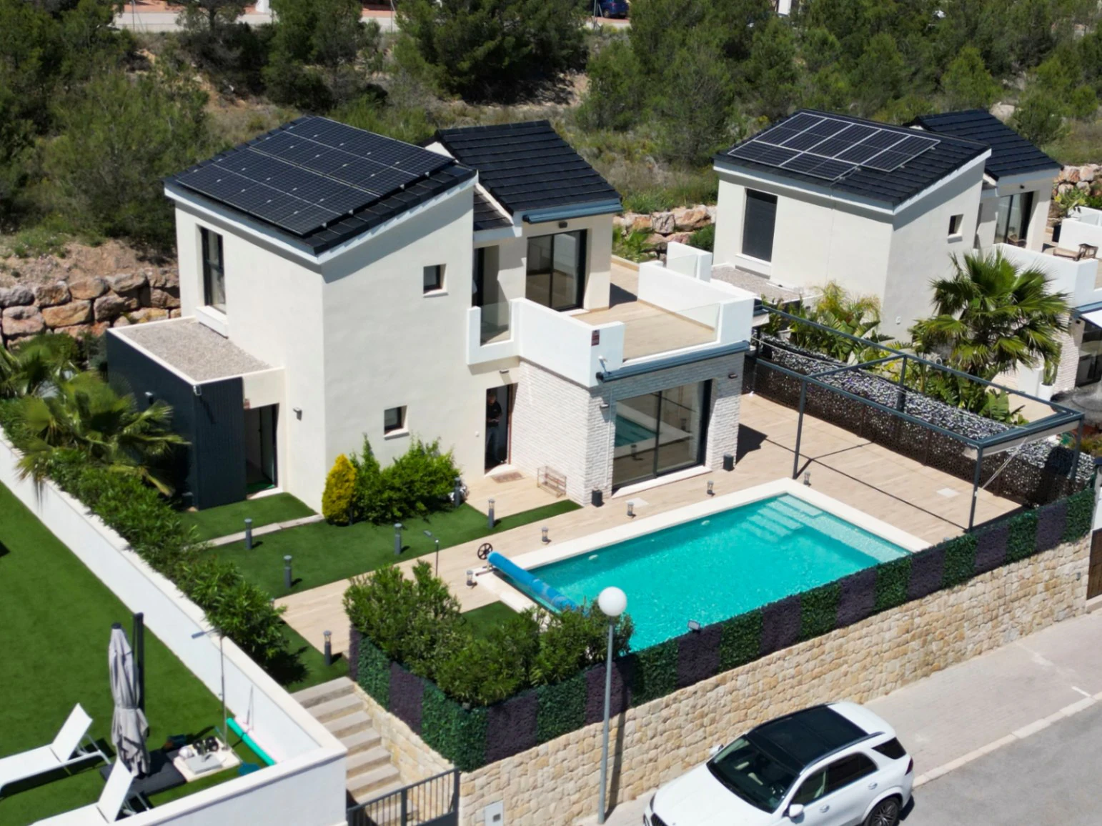 Polop: Moderne villa met panoramisch zicht