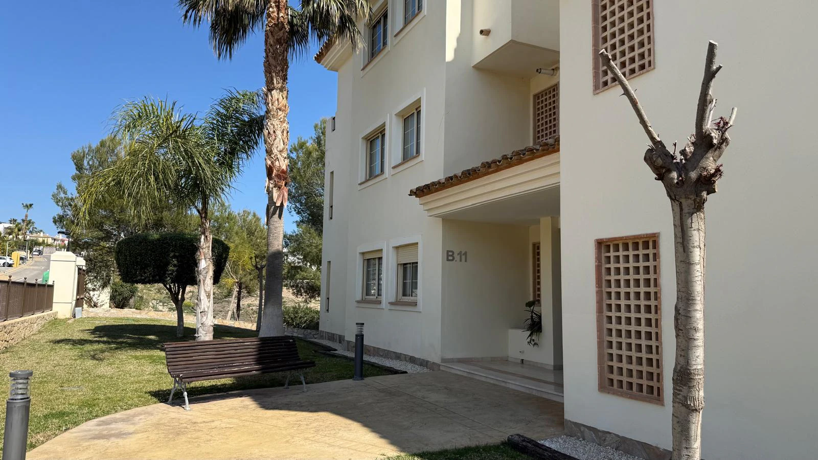 Finestrat: Prachtige duplexwoning met een panoramisch zicht