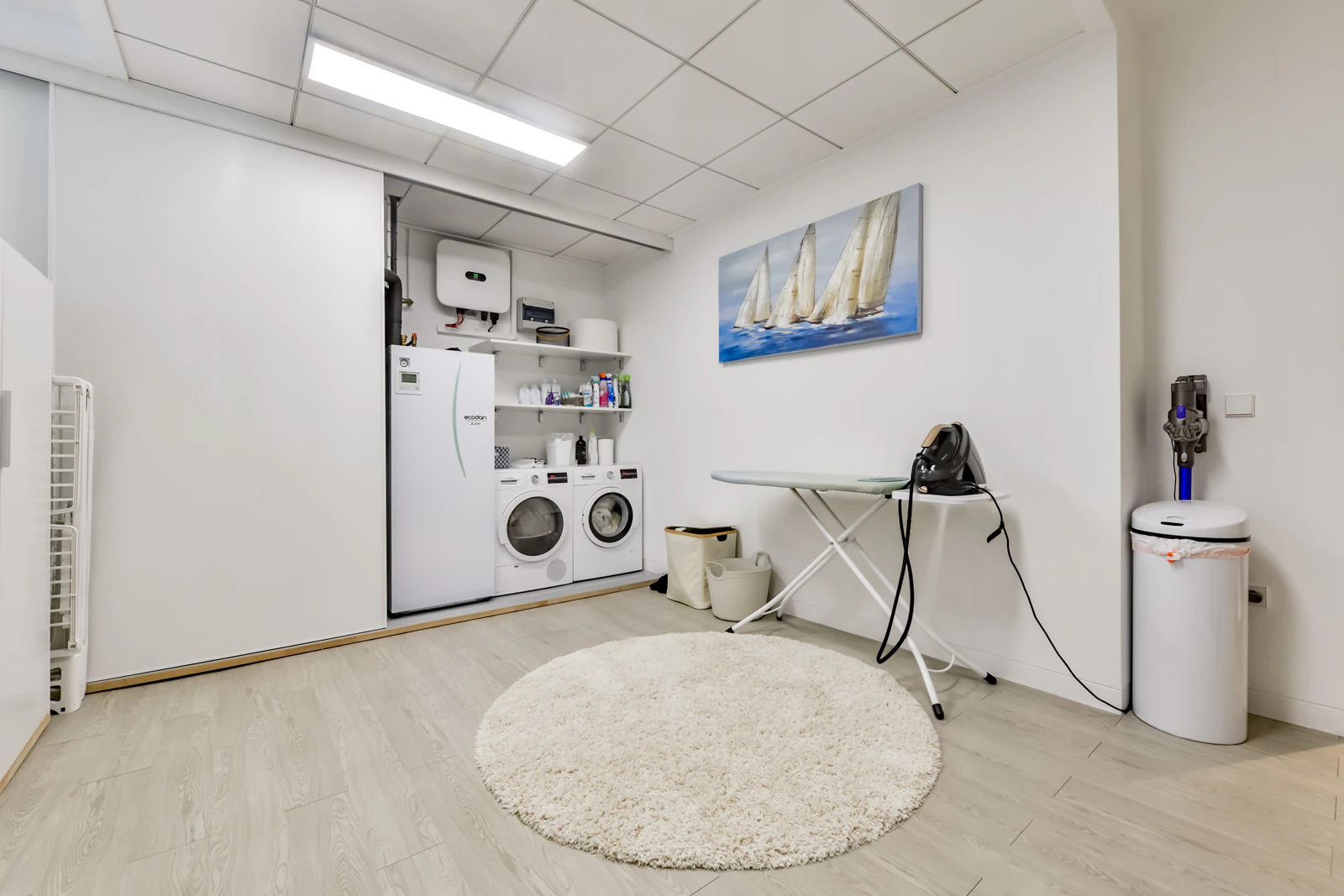 Moderne luxe villa in Sierra Cortina met een groot perceel