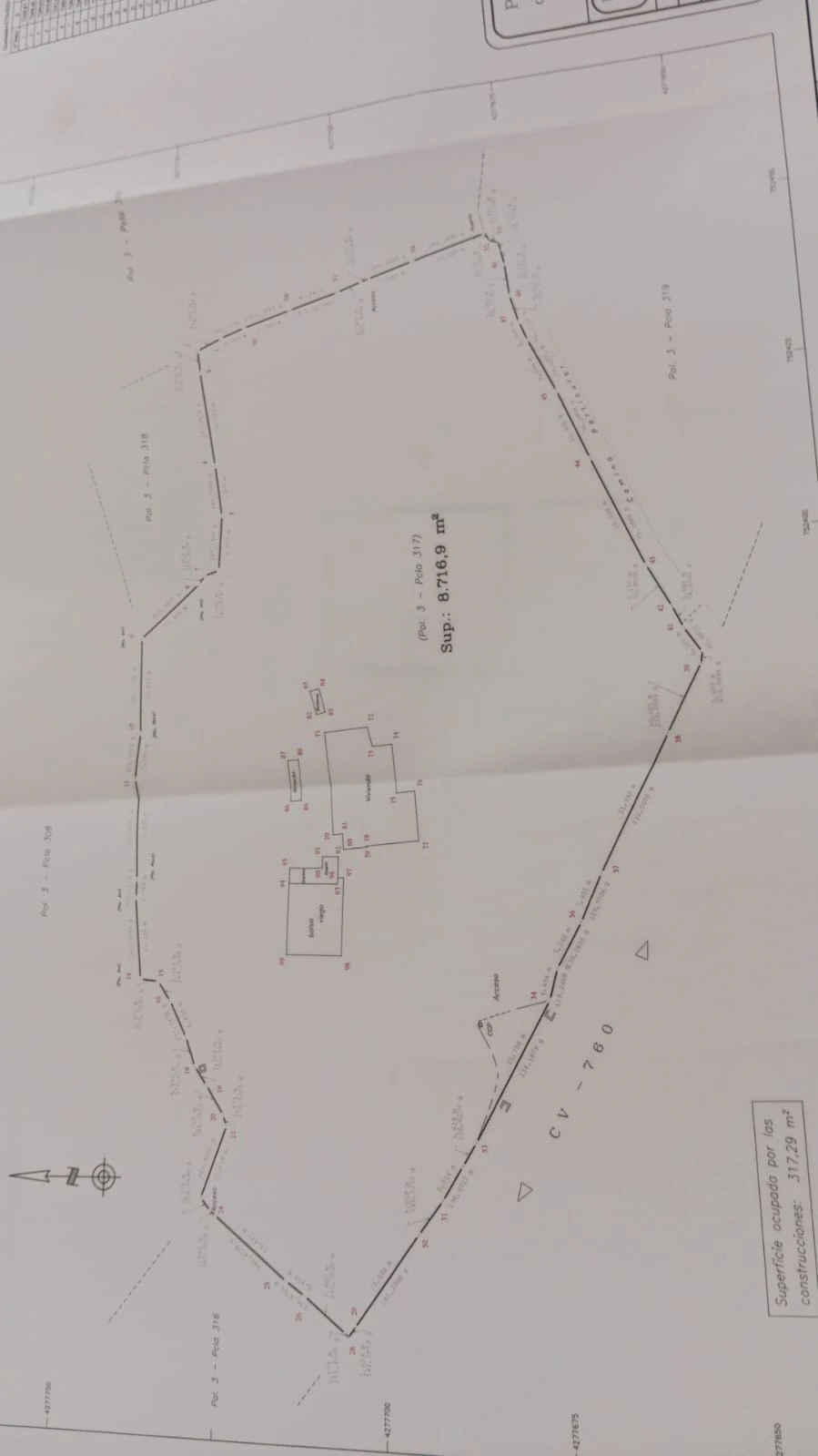 Villa in La Nucia met groot stuk grond.