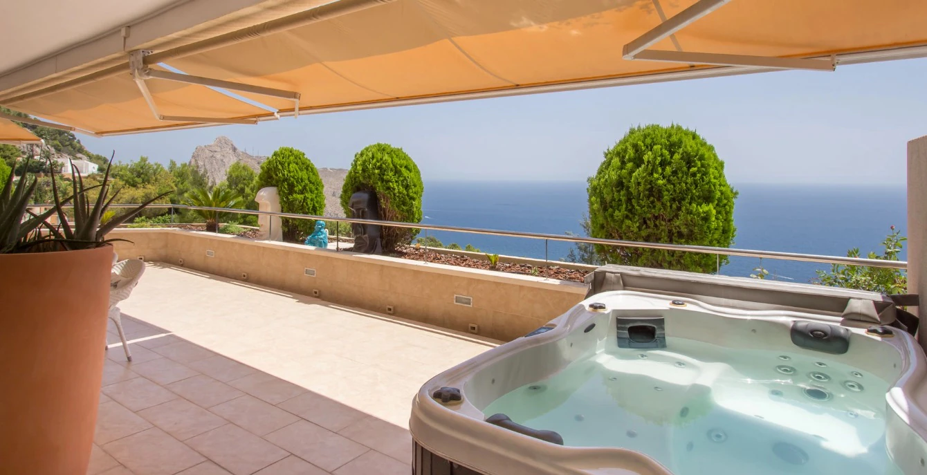 Appartement met panoramisch uitzicht in Altea Hills