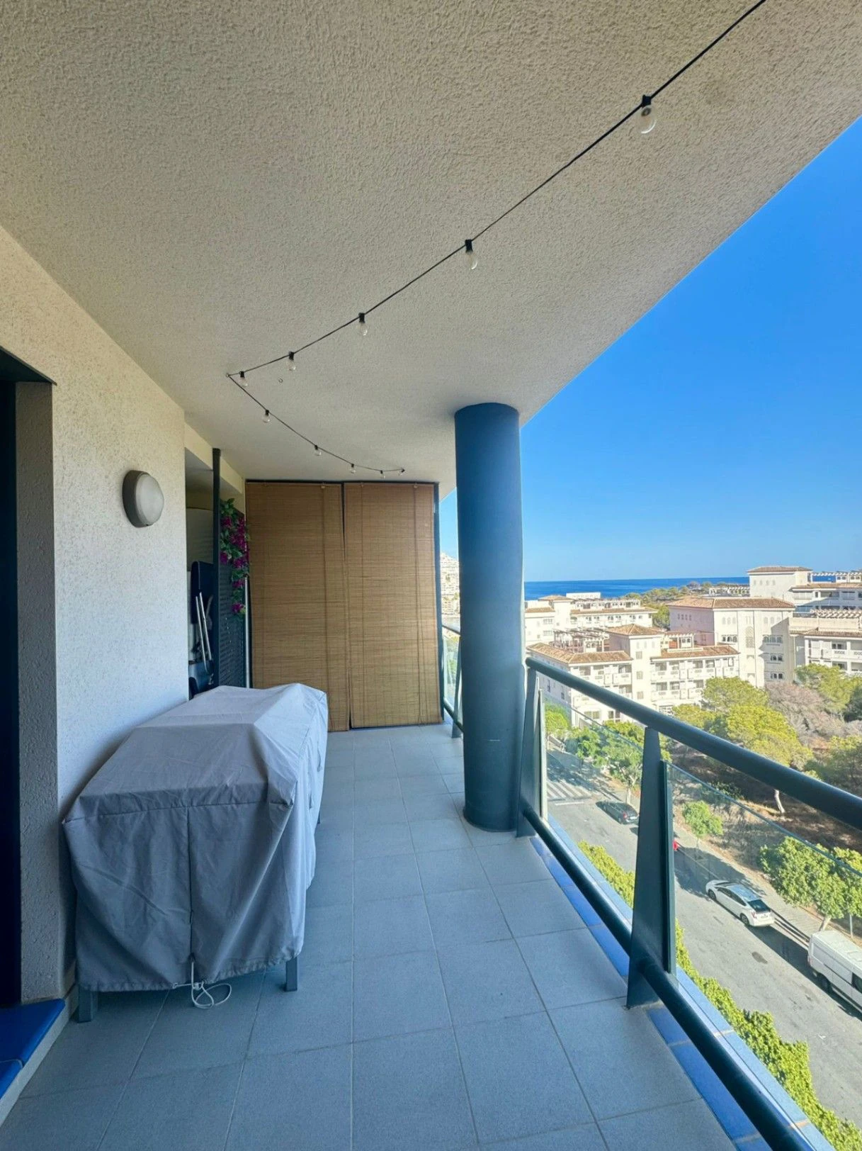 Appartement met uitzicht op zee Cala Villajoyosa urb Tamarindo 2 slaapkamers