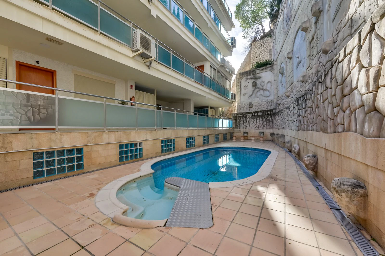 Altea: Modern duplex met 4 slaapkamers op de 1ste lijn