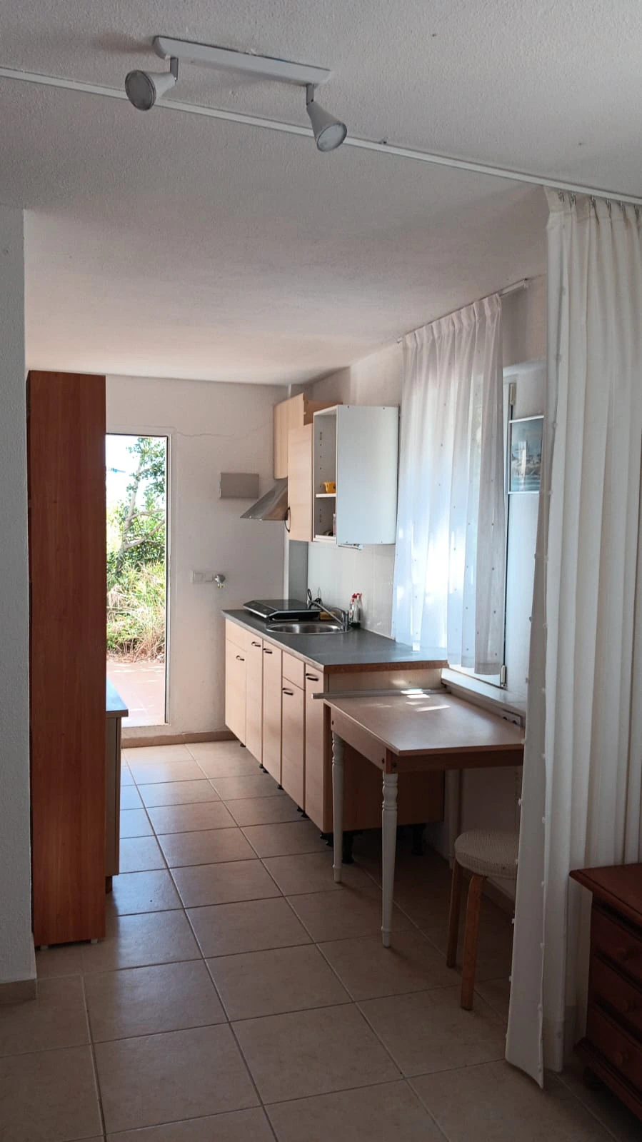 Villa in La Nucia met groot stuk grond.