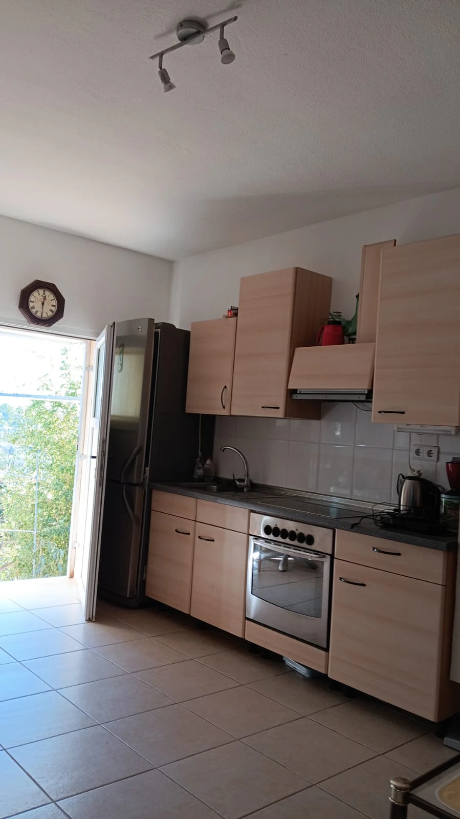 Villa in La Nucia met groot stuk grond.