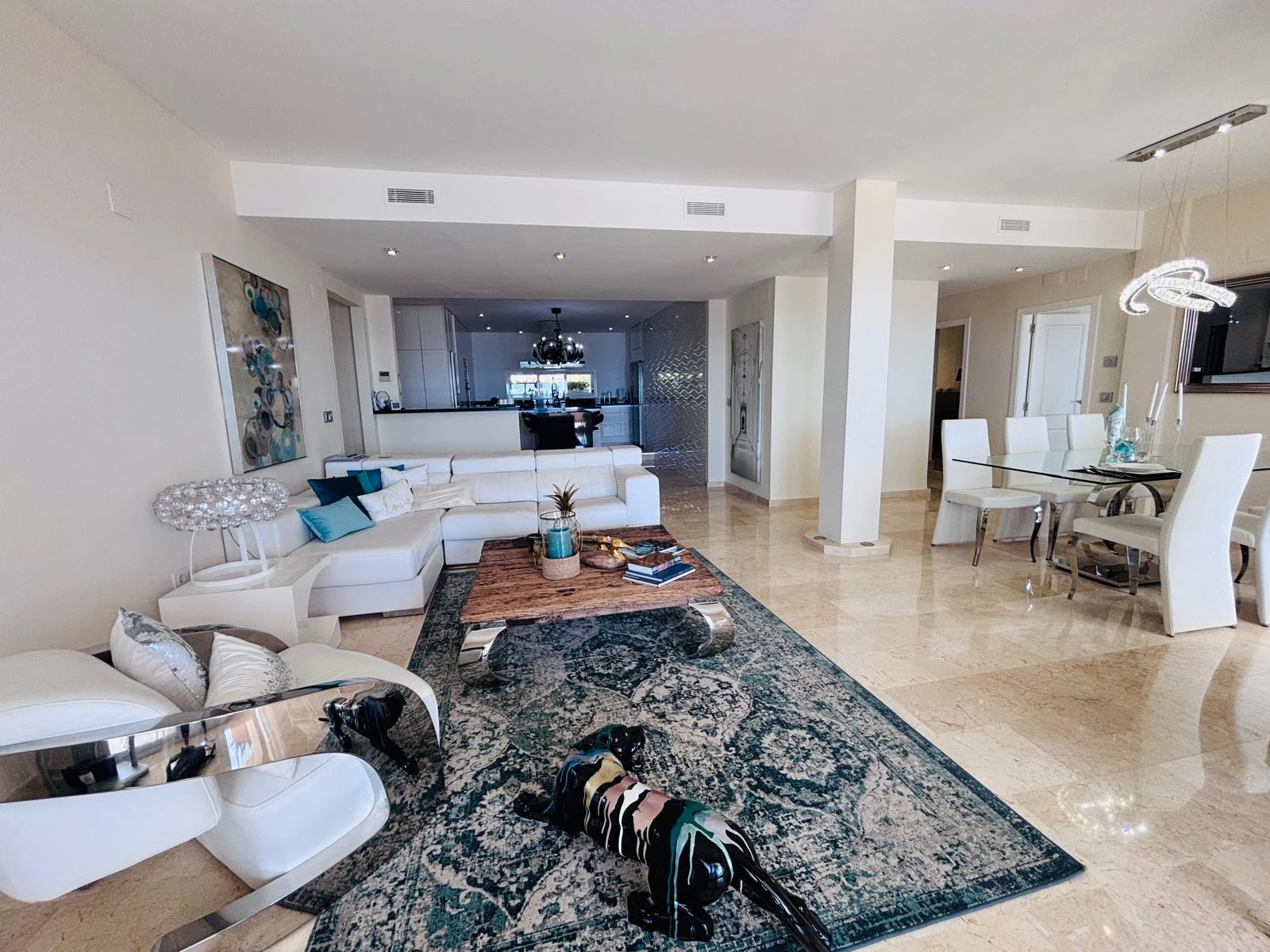 Appartement met panoramisch uitzicht in Altea Hills