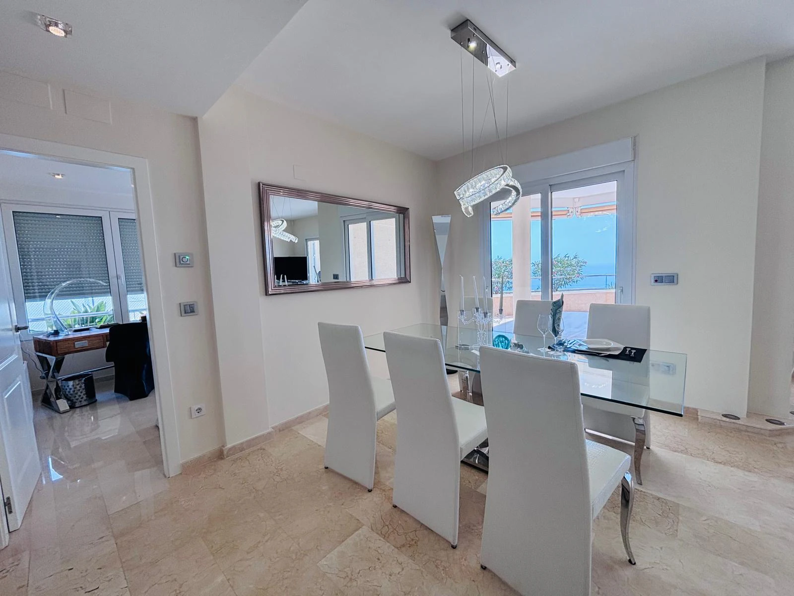 Appartement met panoramisch uitzicht in Altea Hills
