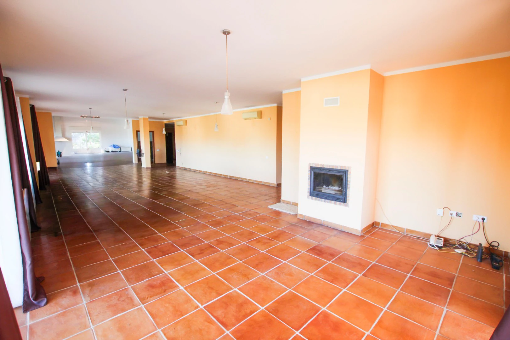 Altea: Ruime gelijkvloerse villa met panoramisch zeezicht