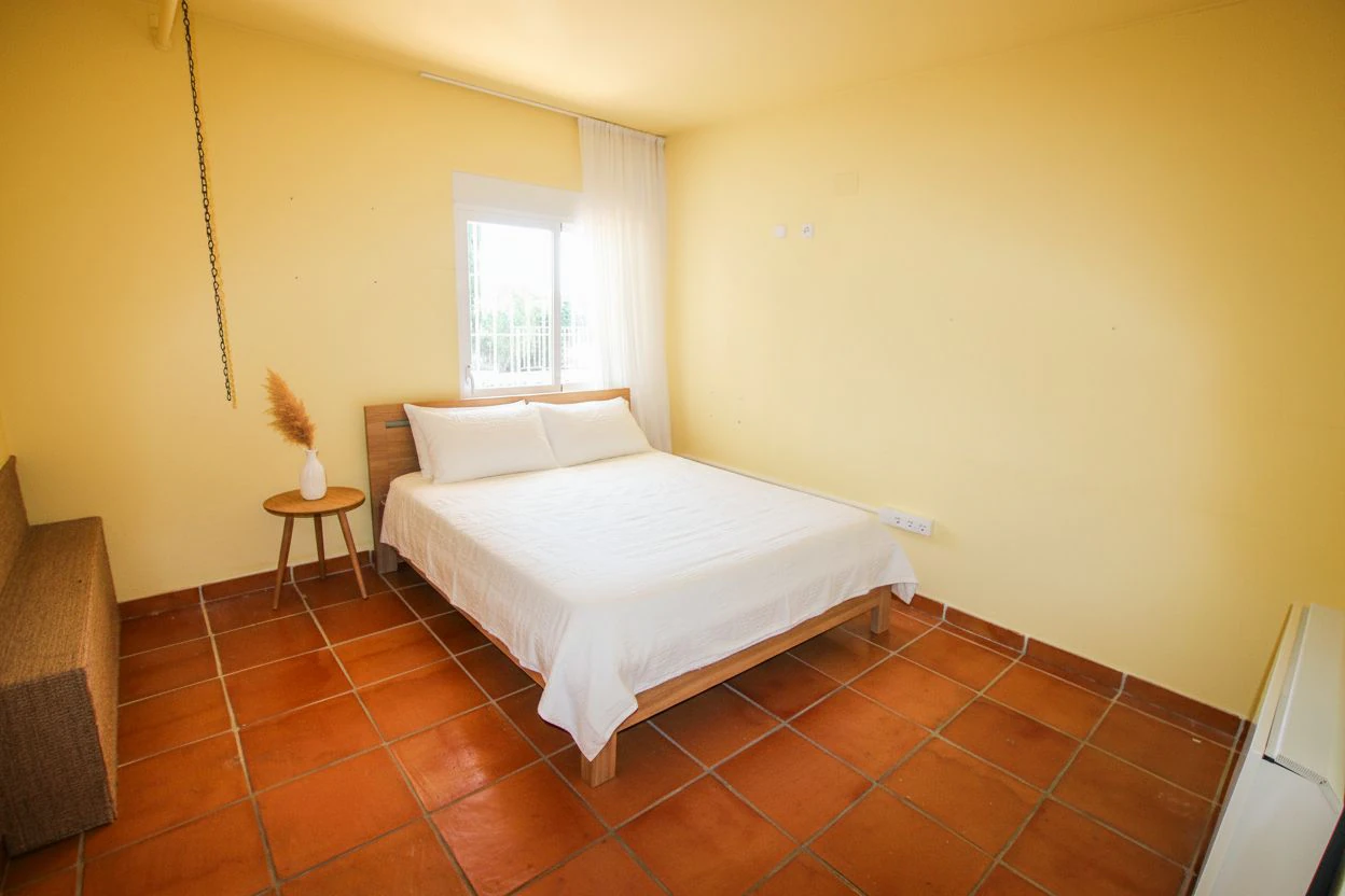 Altea: Ruime gelijkvloerse villa met panoramisch zeezicht