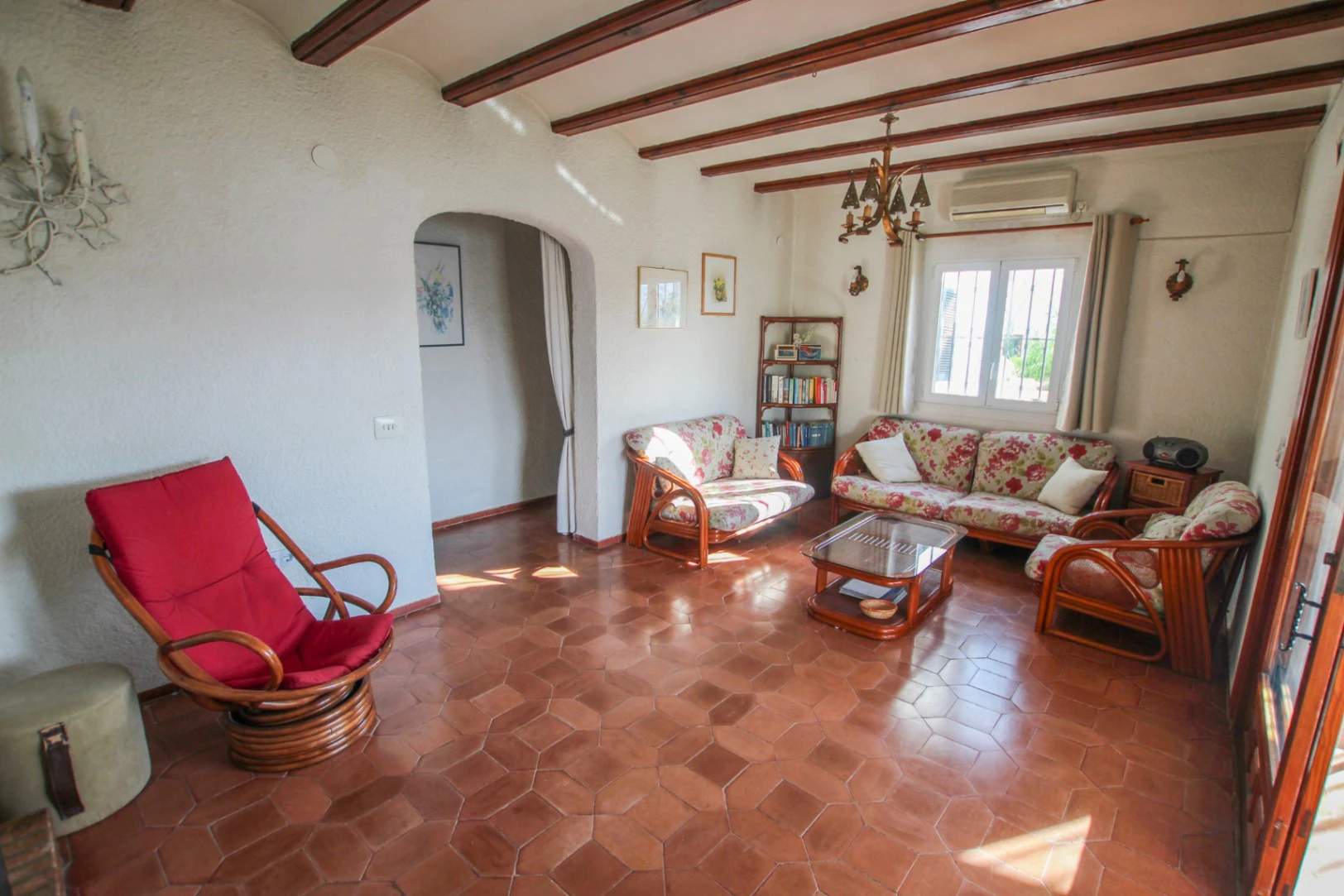 Javea: Charmante hoekwoning met 4 slaapkamers