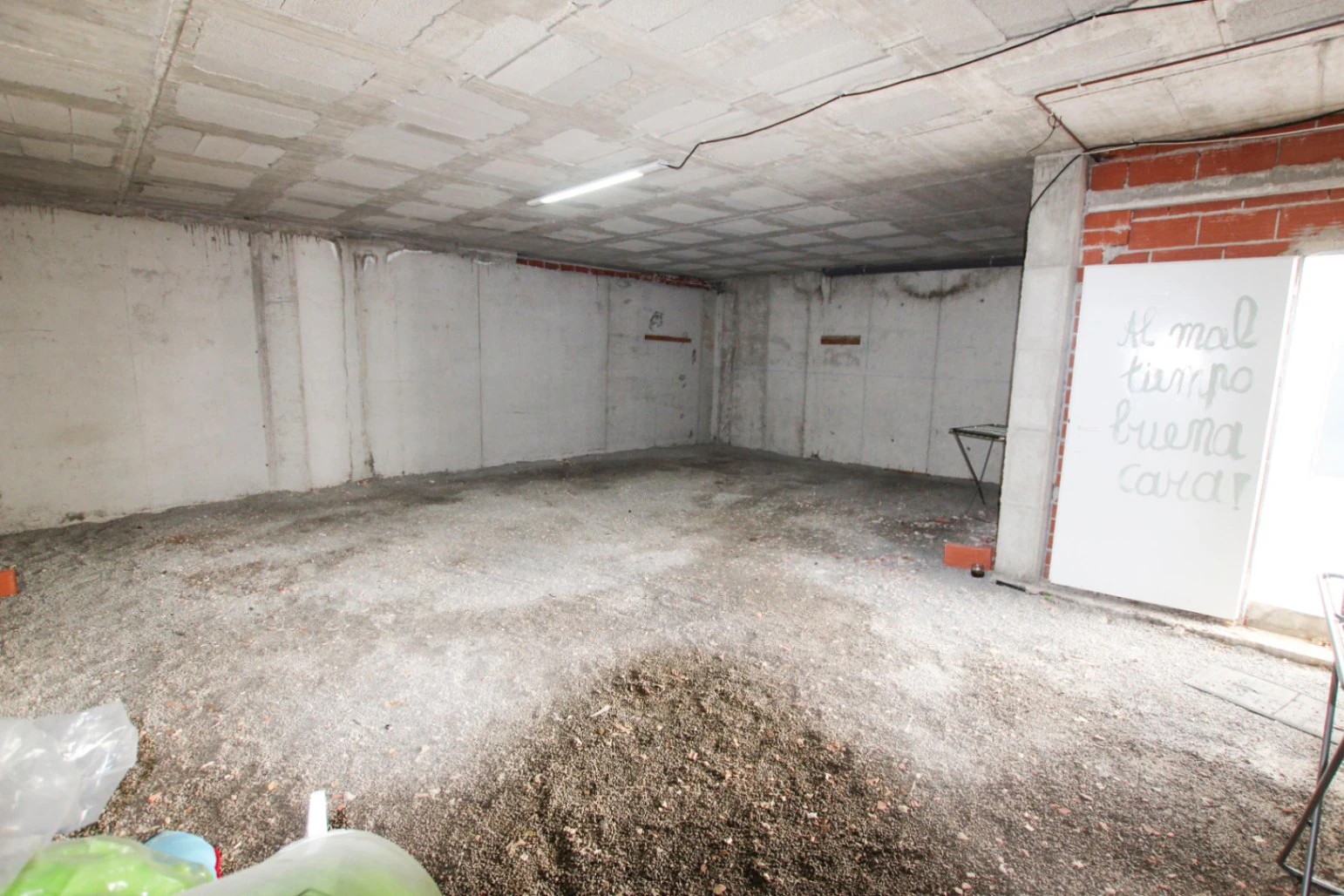 Albir: Moderne hoekwoning met veel licht op wandelafstand van het centrum