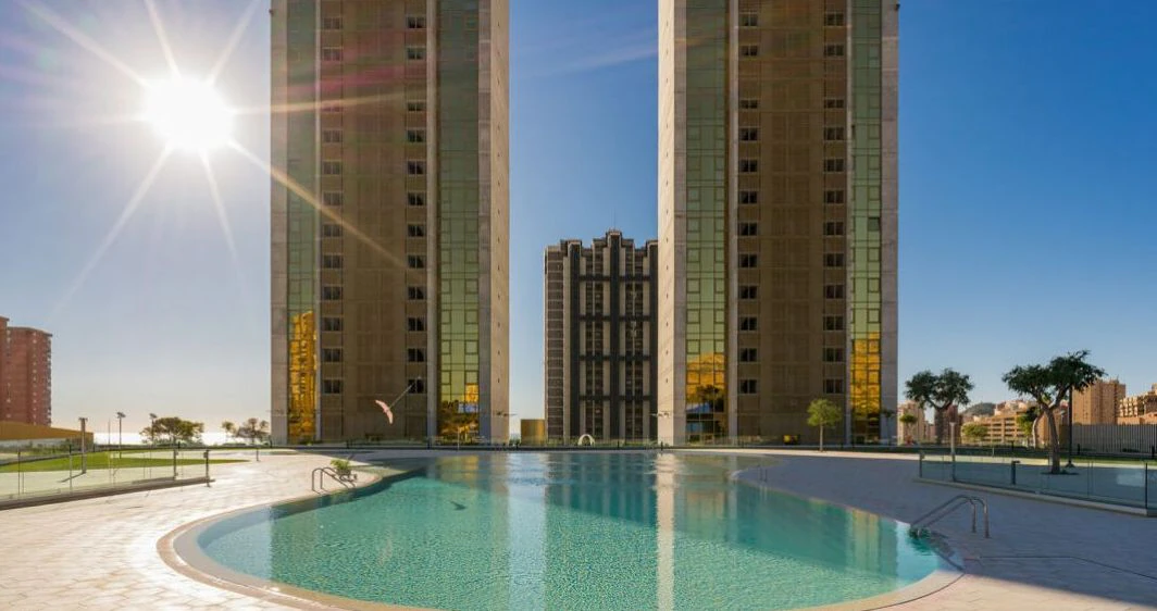 Indrukwekkend appartement met uitzicht op zee, urb Intempo, hoge verdieping