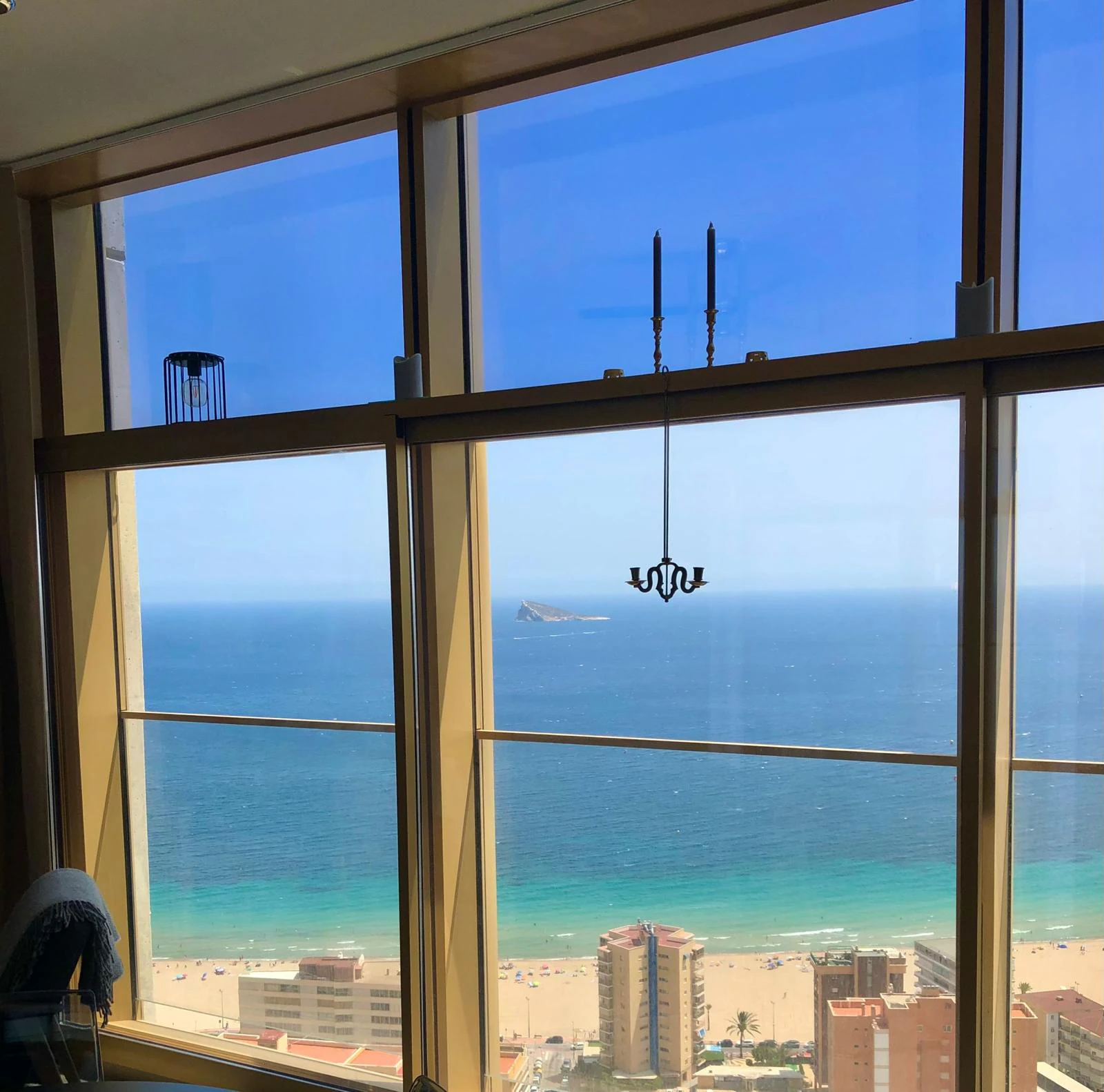 Indrukwekkend appartement met uitzicht op zee, urb Intempo, hoge verdieping