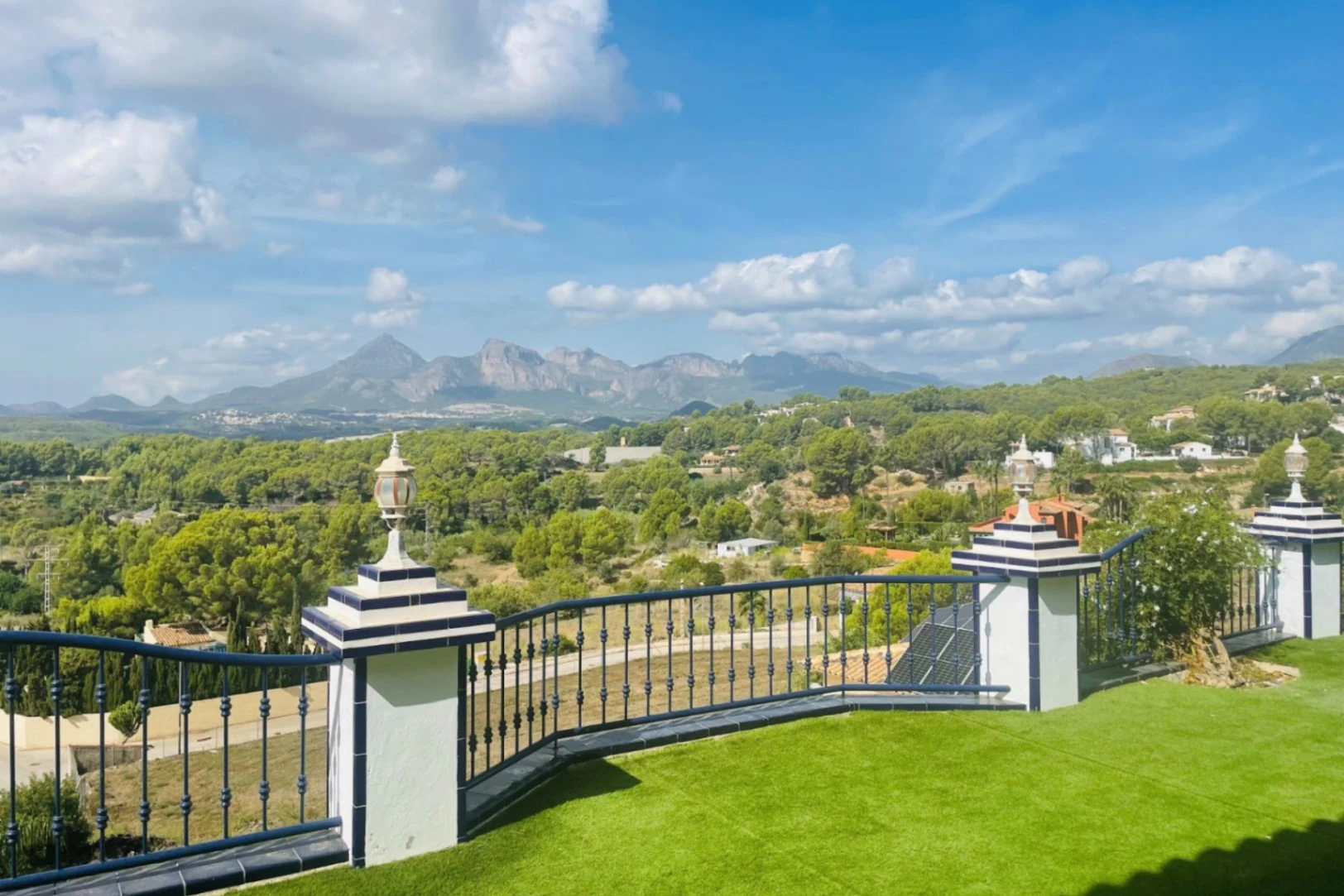 Villa à la vente à Altea La Vieja, Alicante