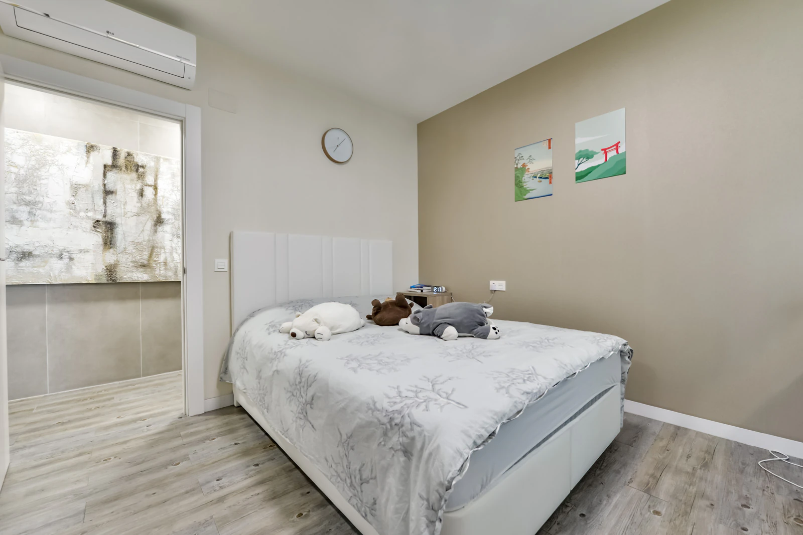 Moderne luxe villa in Sierra Cortina met een groot perceel