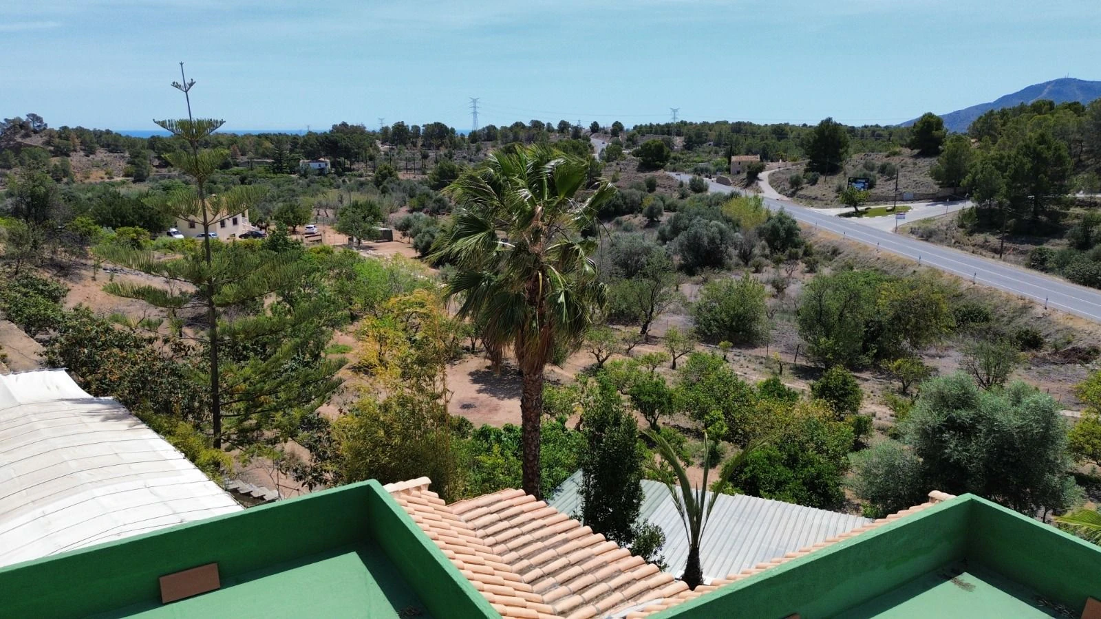 Villa à La Nucia avec un grand terrain.