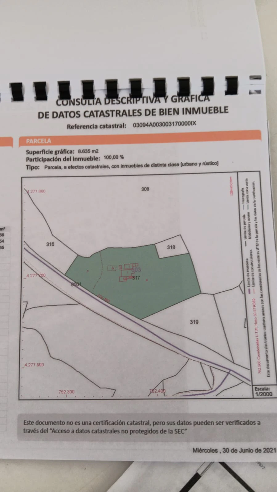 Villa à La Nucia avec un grand terrain.
