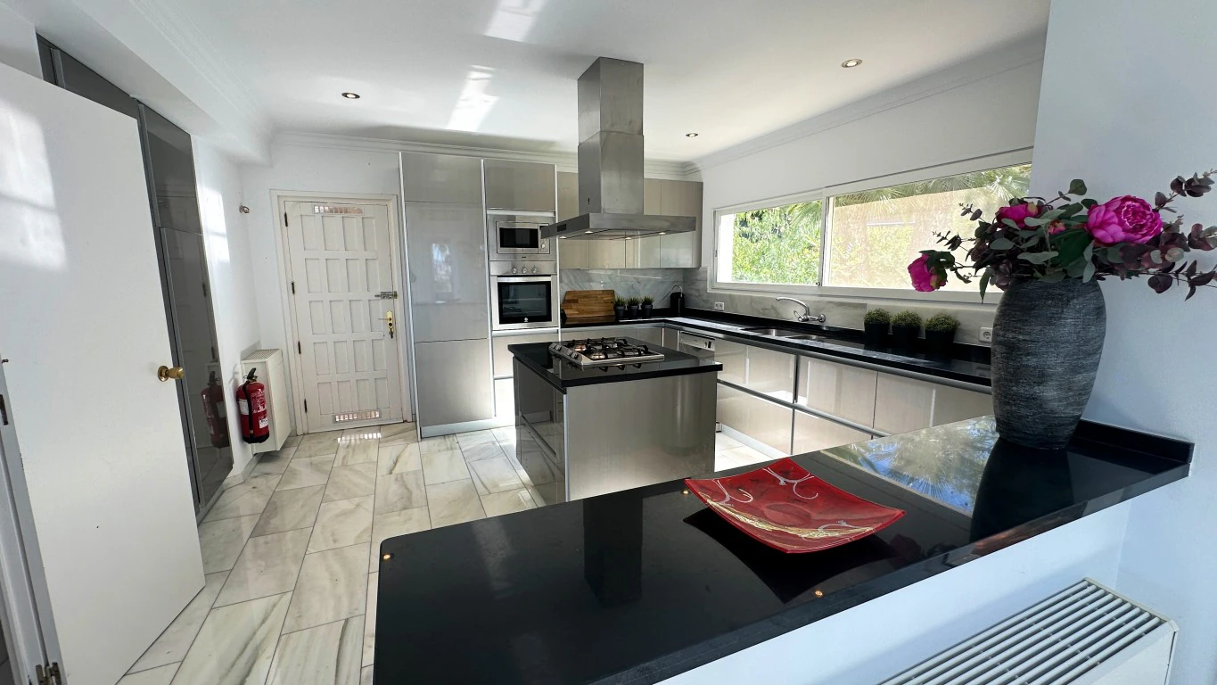 Villa te verkoop in Albir