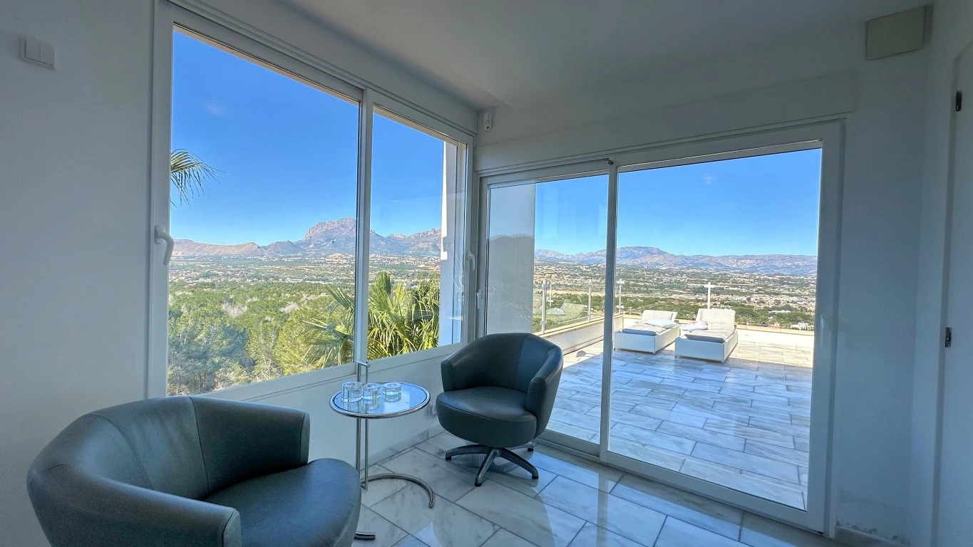 Villa te verkoop in Albir