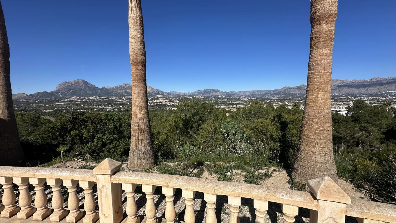 Villa te verkoop in Albir