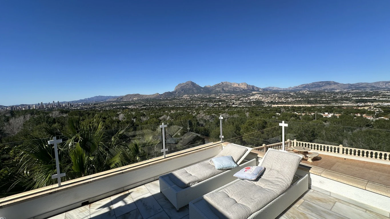 Villa te verkoop in Albir