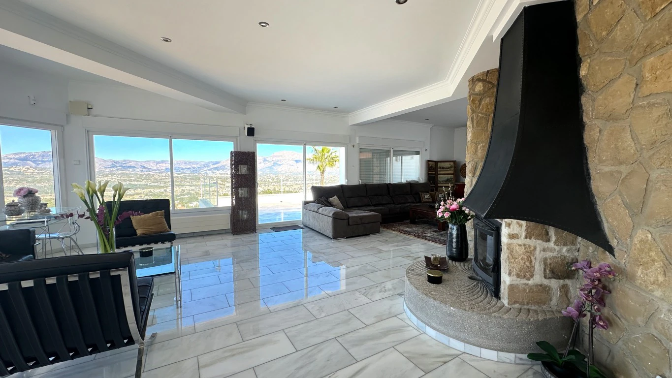 Villa te verkoop in Albir