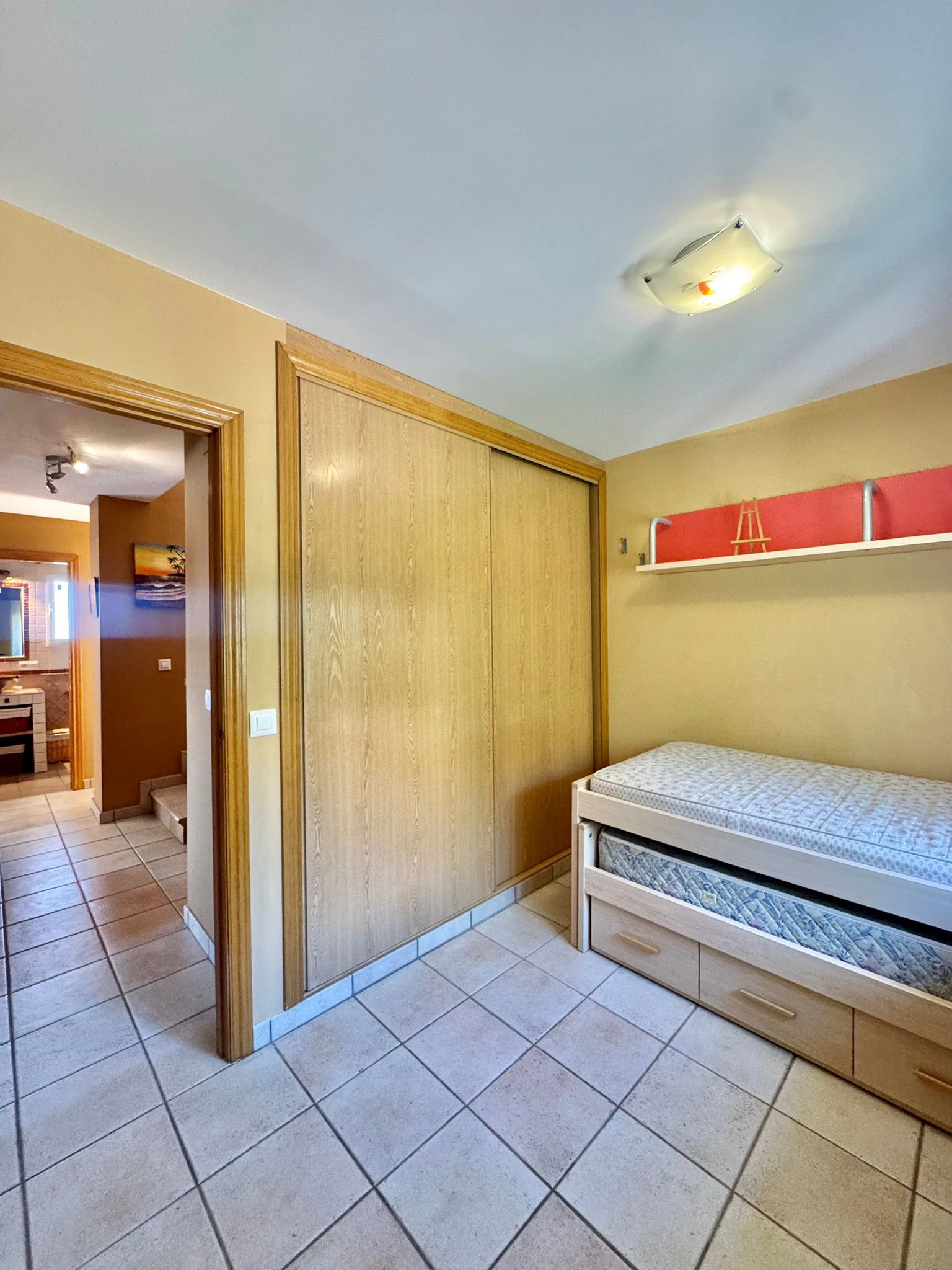 ¡Villa en La Nucía con vista al mar y a las montañas!