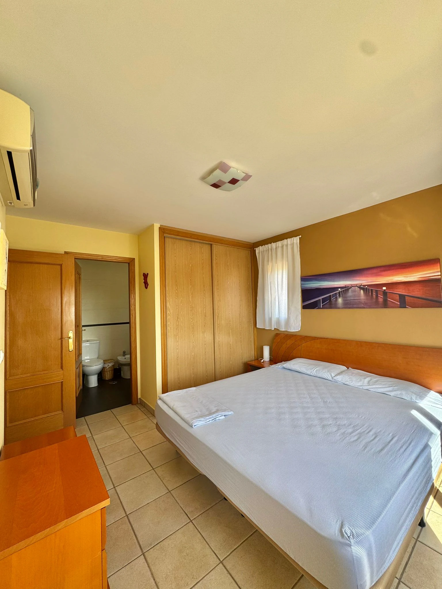 ¡Villa en La Nucía con vista al mar y a las montañas!