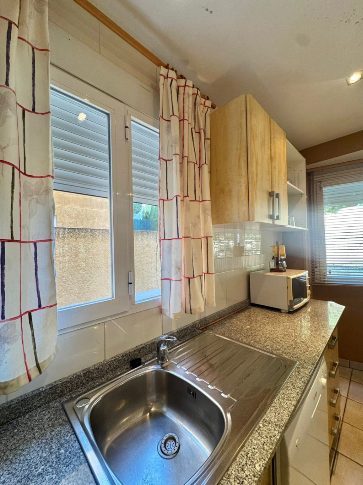 ¡Villa en La Nucía con vista al mar y a las montañas!