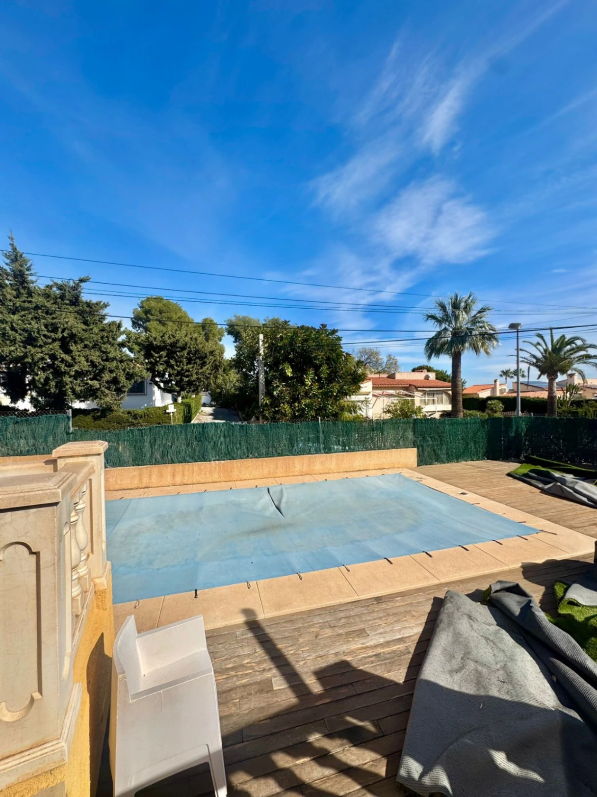 ¡Villa en La Nucía con vista al mar y a las montañas!