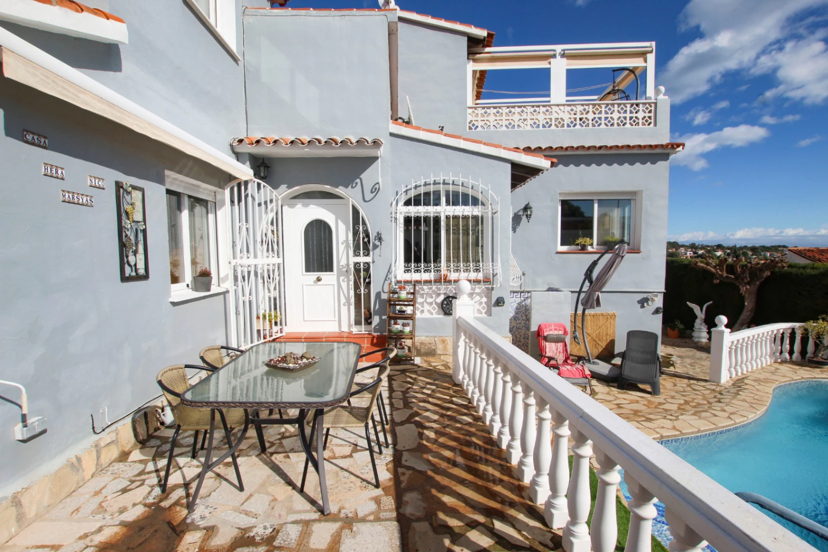 Calpe : Magnifique villa avec vue panoramique sur la mer et le Peñón de Ifach.