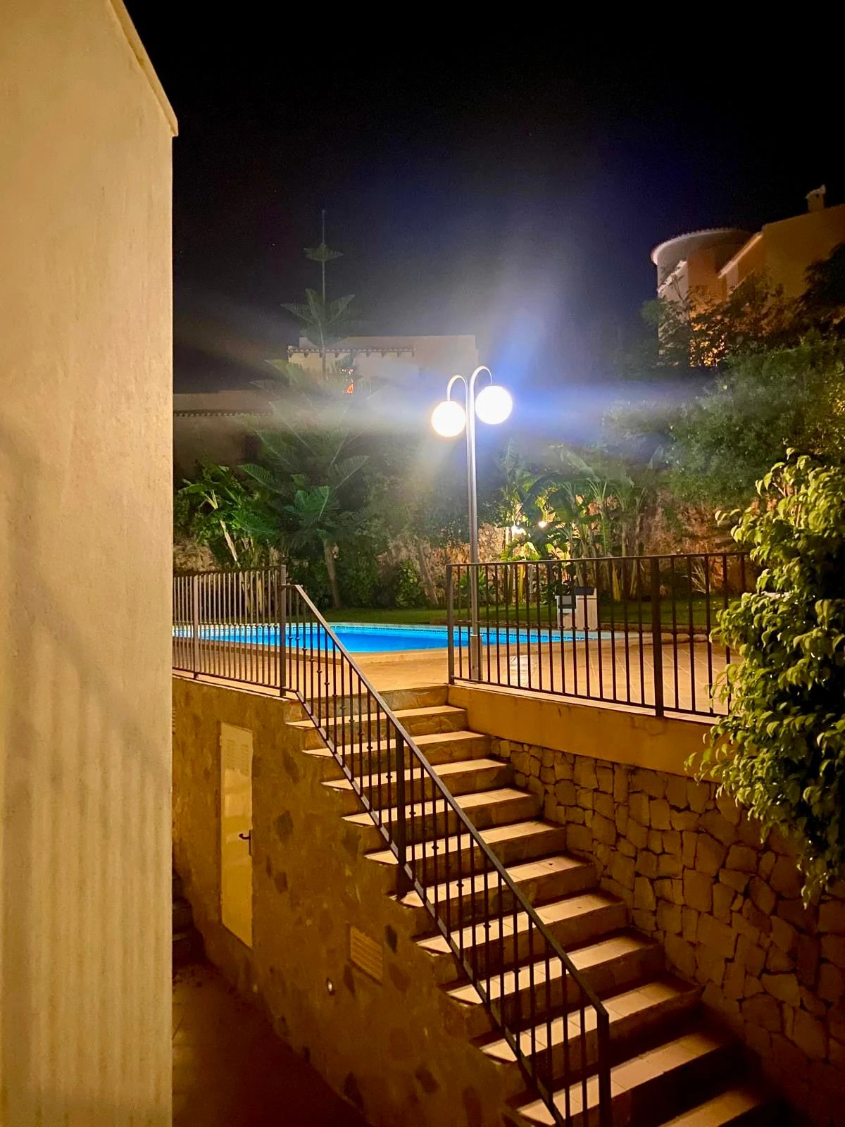 Exclusivo apartamento moderno con vistas al mar y la montaña en Altea la Vella