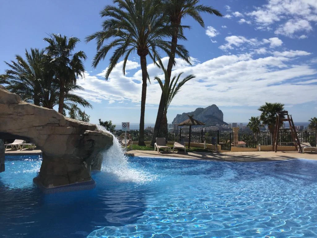 Calpe: apartamento de 2 habitaciones con vistas impresionantes