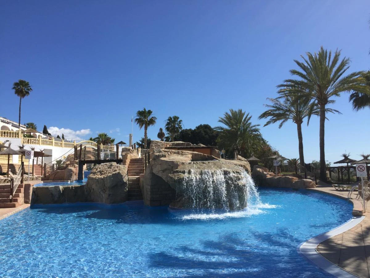 Calpe: apartamento de 2 habitaciones con vistas impresionantes