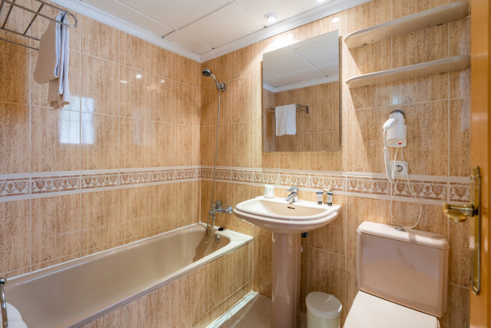 Calpe: apartamento de 2 dormitorios con solarium