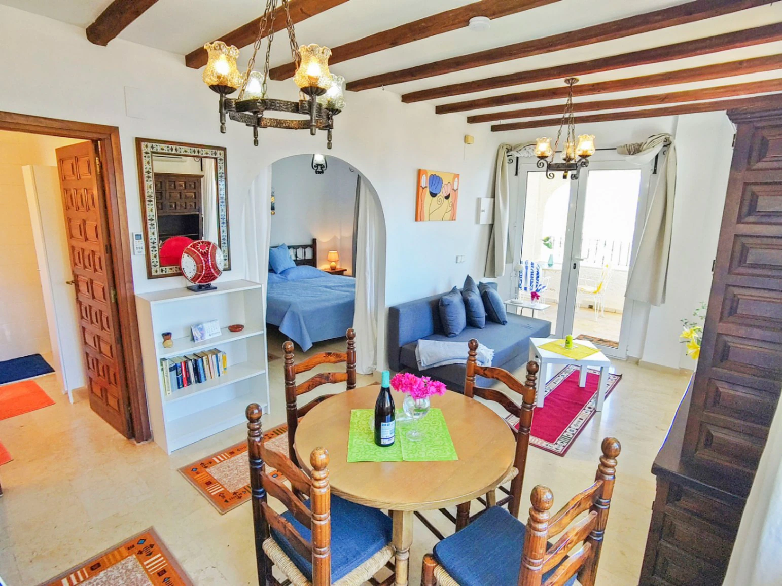 Calpe: Villa met 3 appartementen en een panoramisch uitzicht op zee