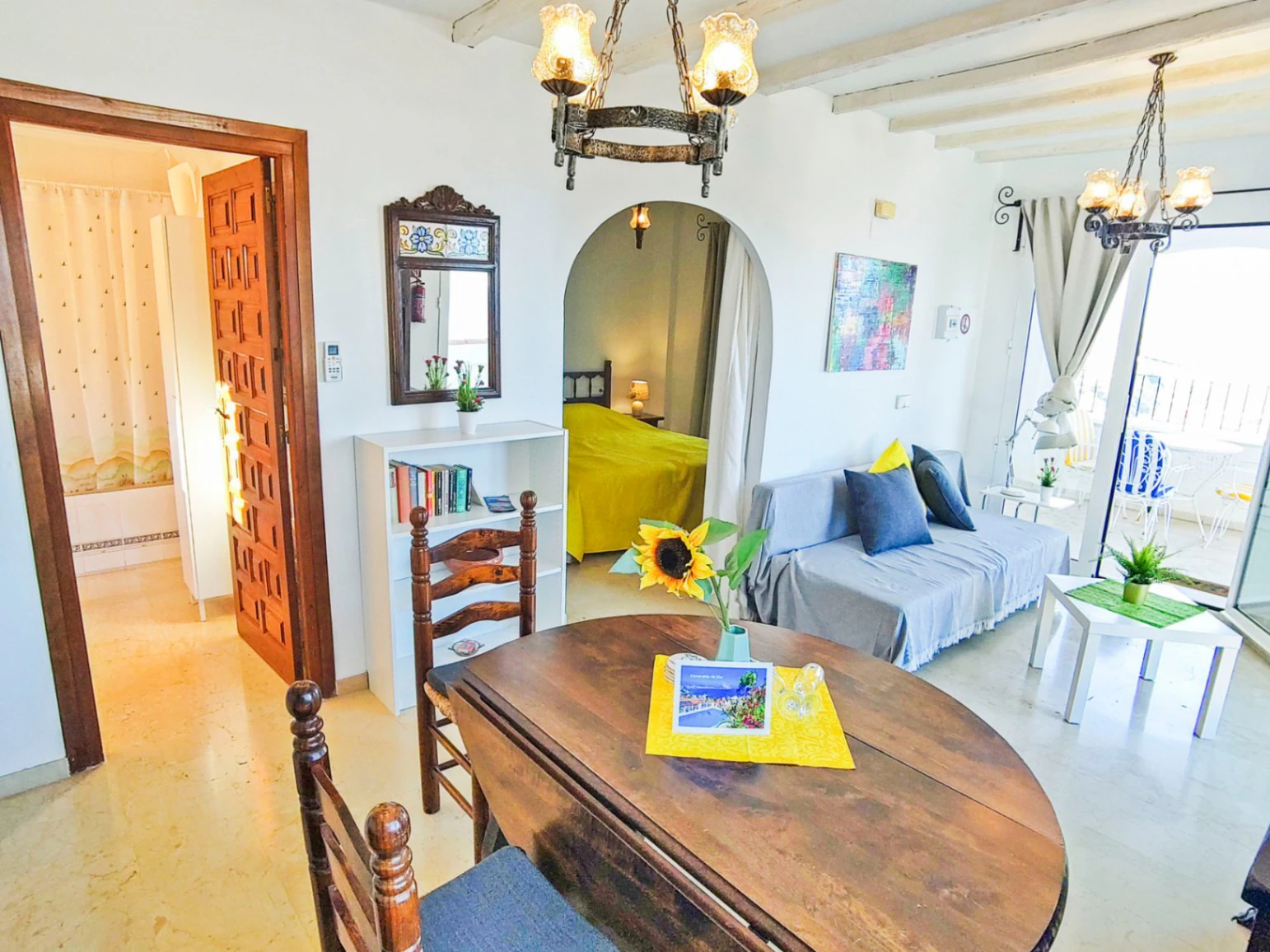 Calpe: Villa met 3 appartementen en een panoramisch uitzicht op zee