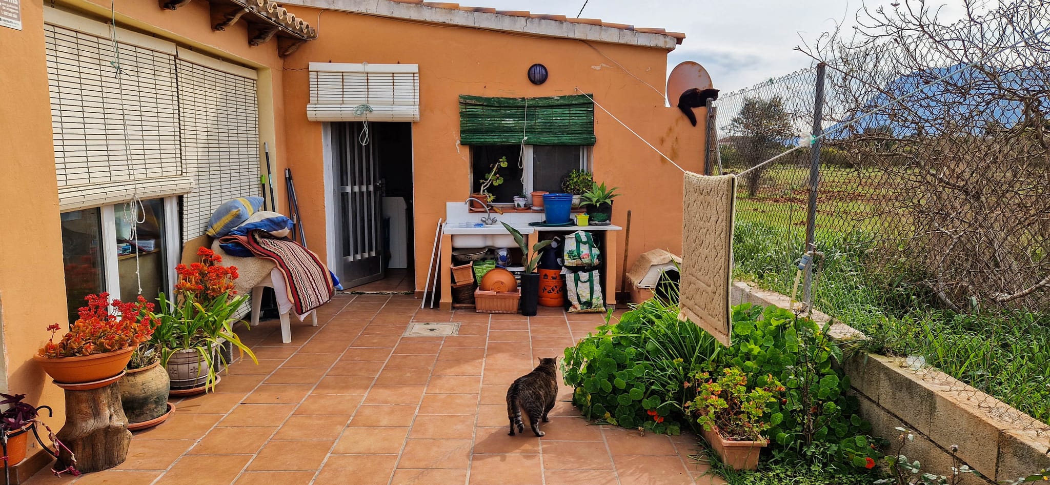 Casa de campo pareada cerca del mar y 3km de Denia