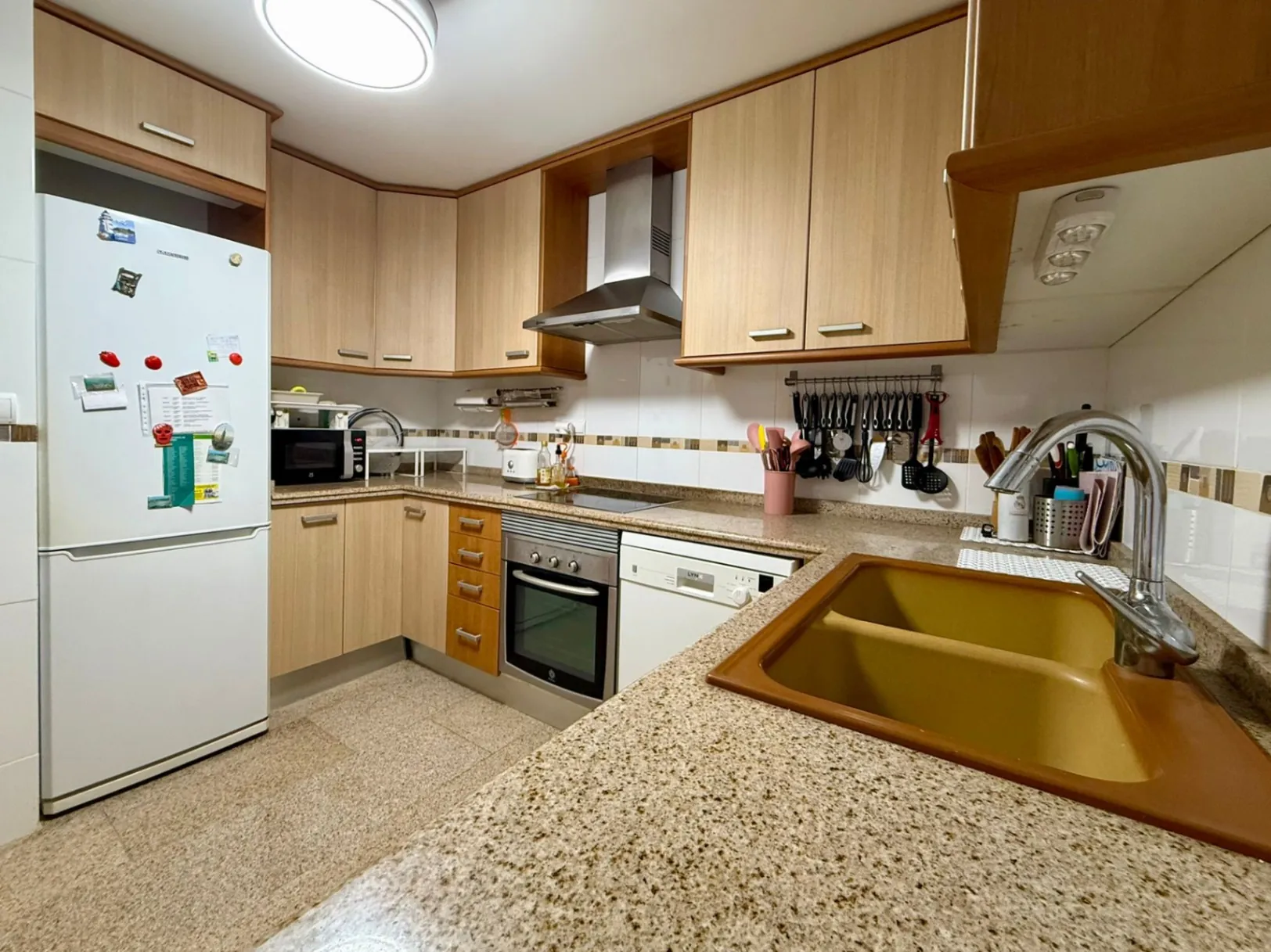 Apartamento en Denia de tres dormitorios en zona Miguel Hernandez