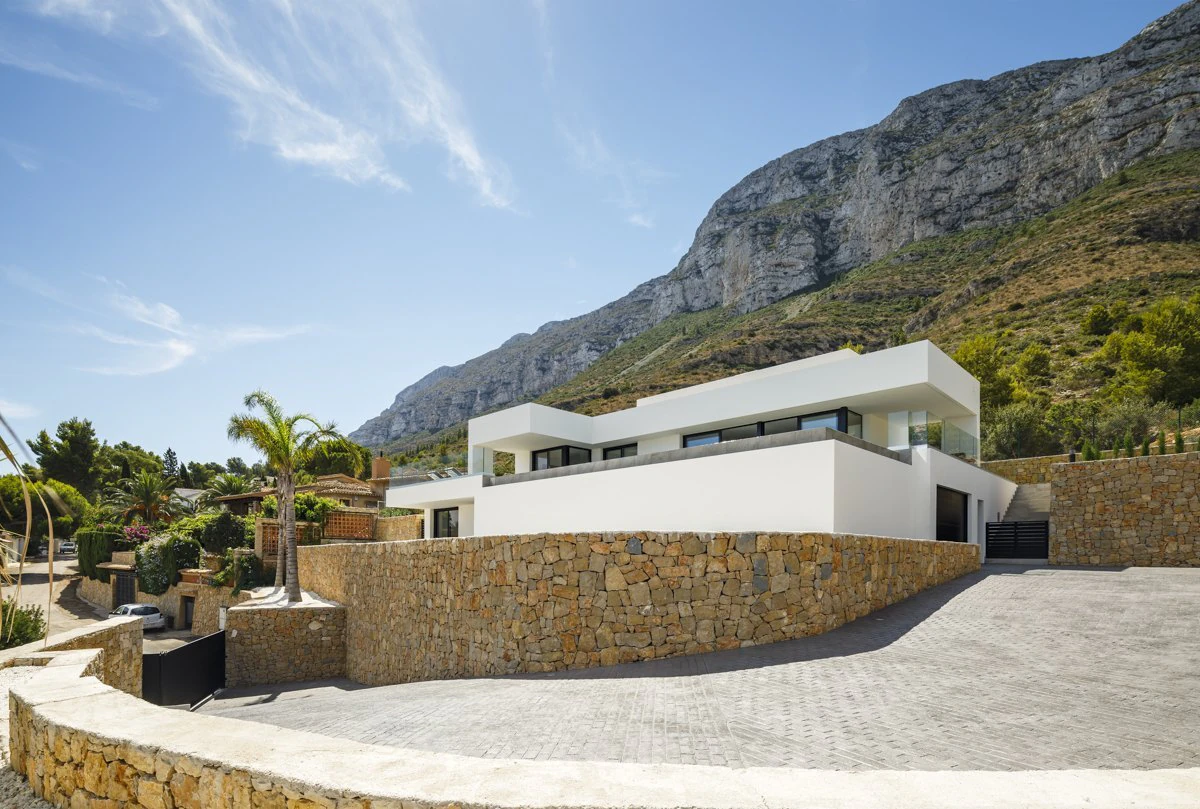 Maison moderne avec vue sur la mer à Denia