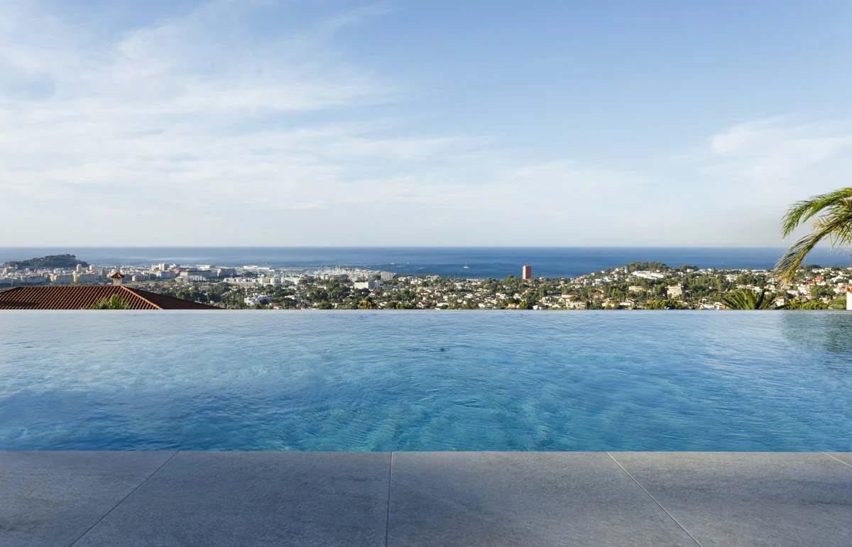 Maison moderne avec vue sur la mer à Denia