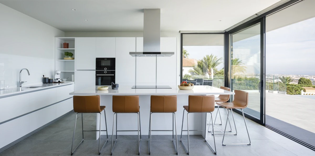Maison moderne avec vue sur la mer à Denia