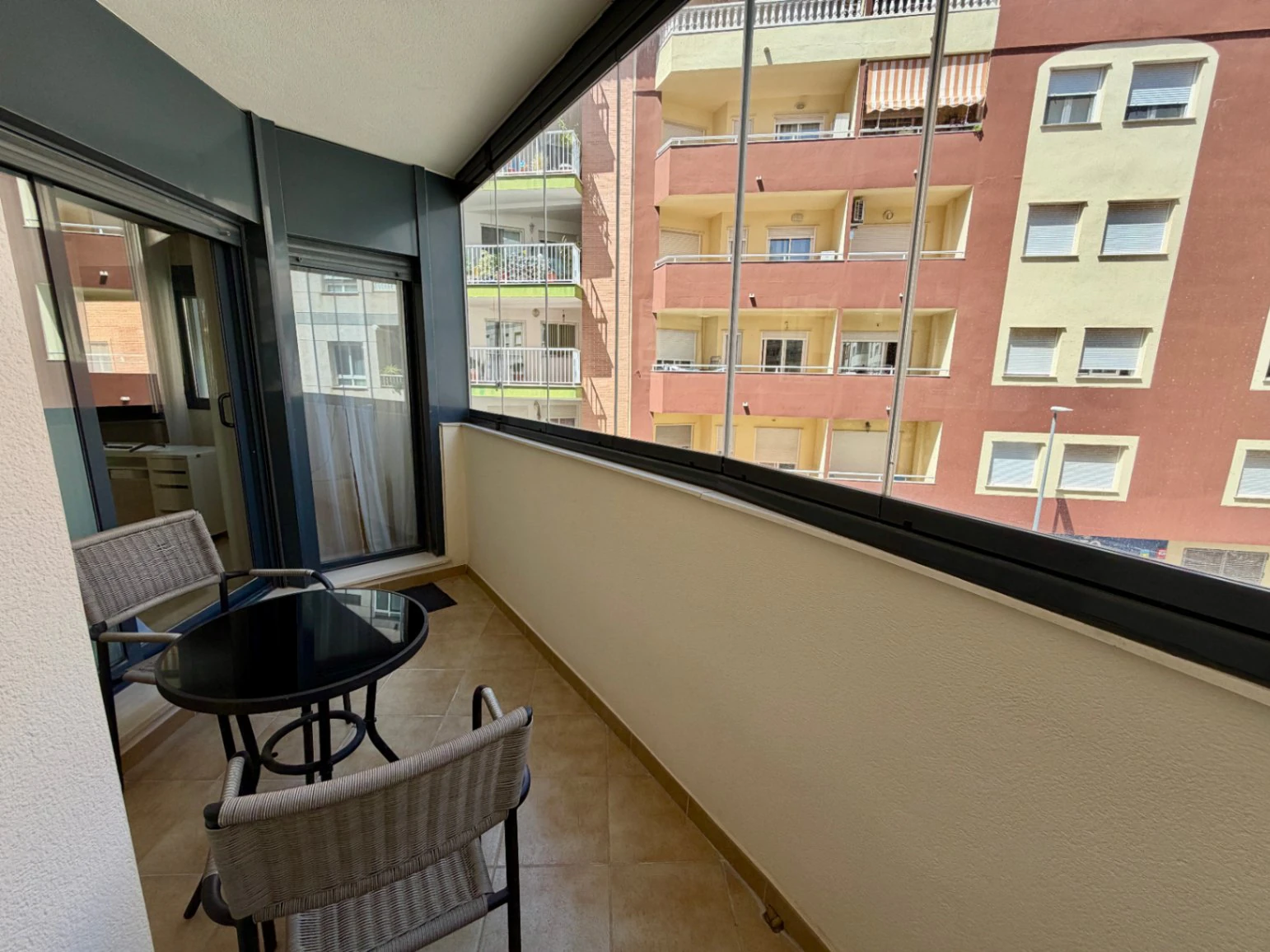 Se alquila piso en Denia para larga temporada