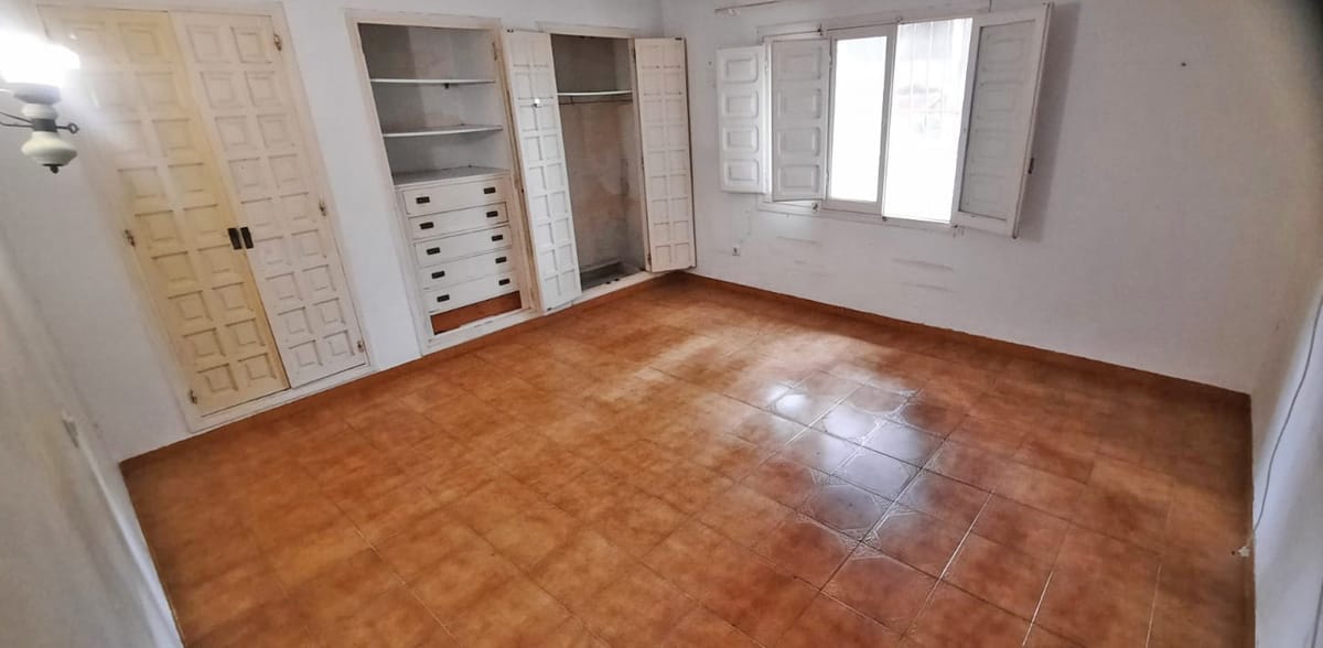 Villa en venta en Denia